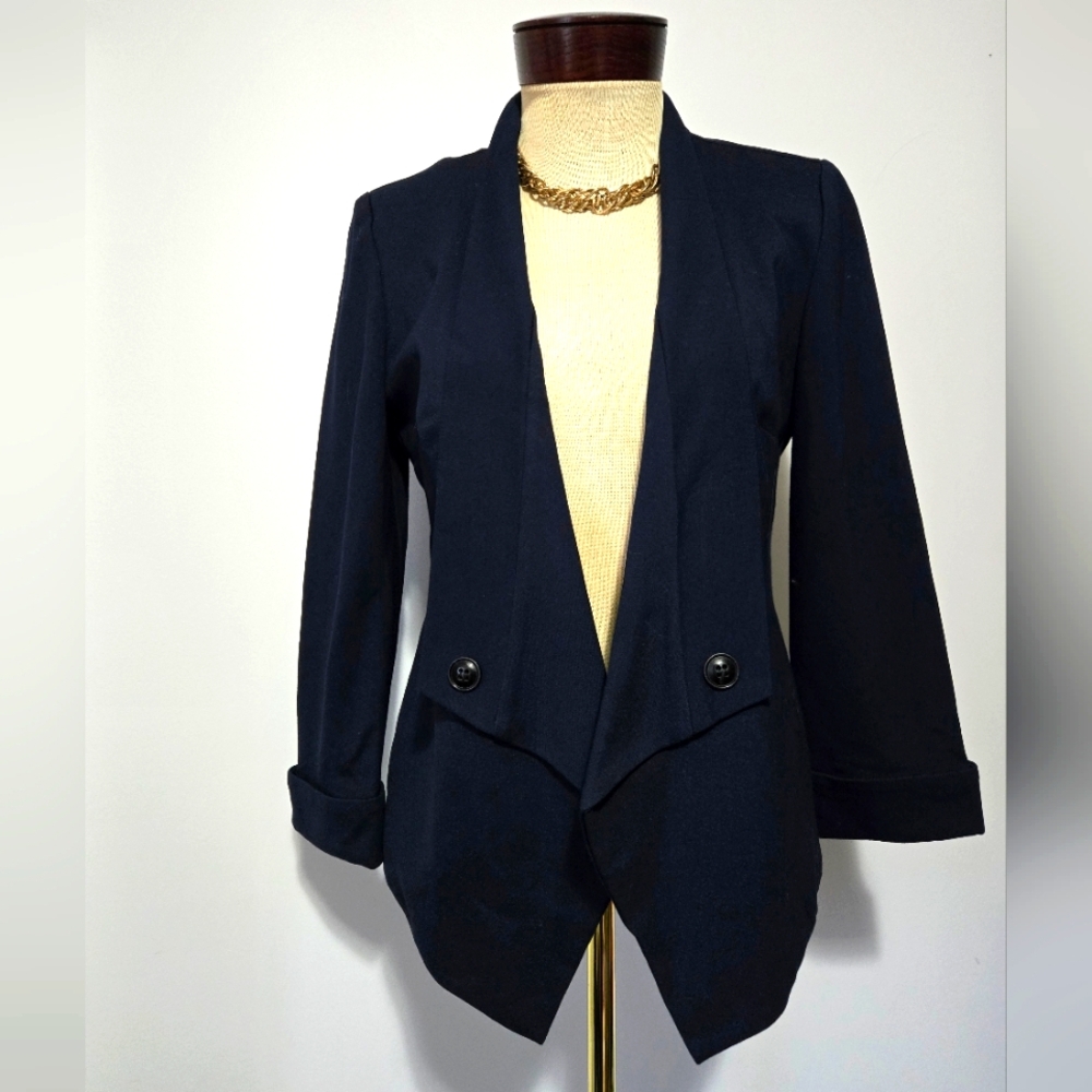 JOSEPH RIBKOFF Navy Open Front  Blazer. Size 8